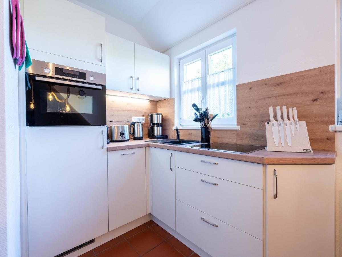 Feriendorf Rugana - Komfort Appartement Mit 1 Schlafzimmer B12 Dranske Eksteriør billede